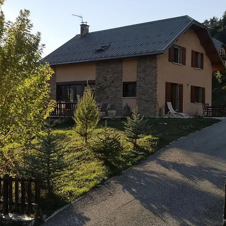Le Chalet De Laika Saint-Pons (Alpes-de-Haute-Provence)